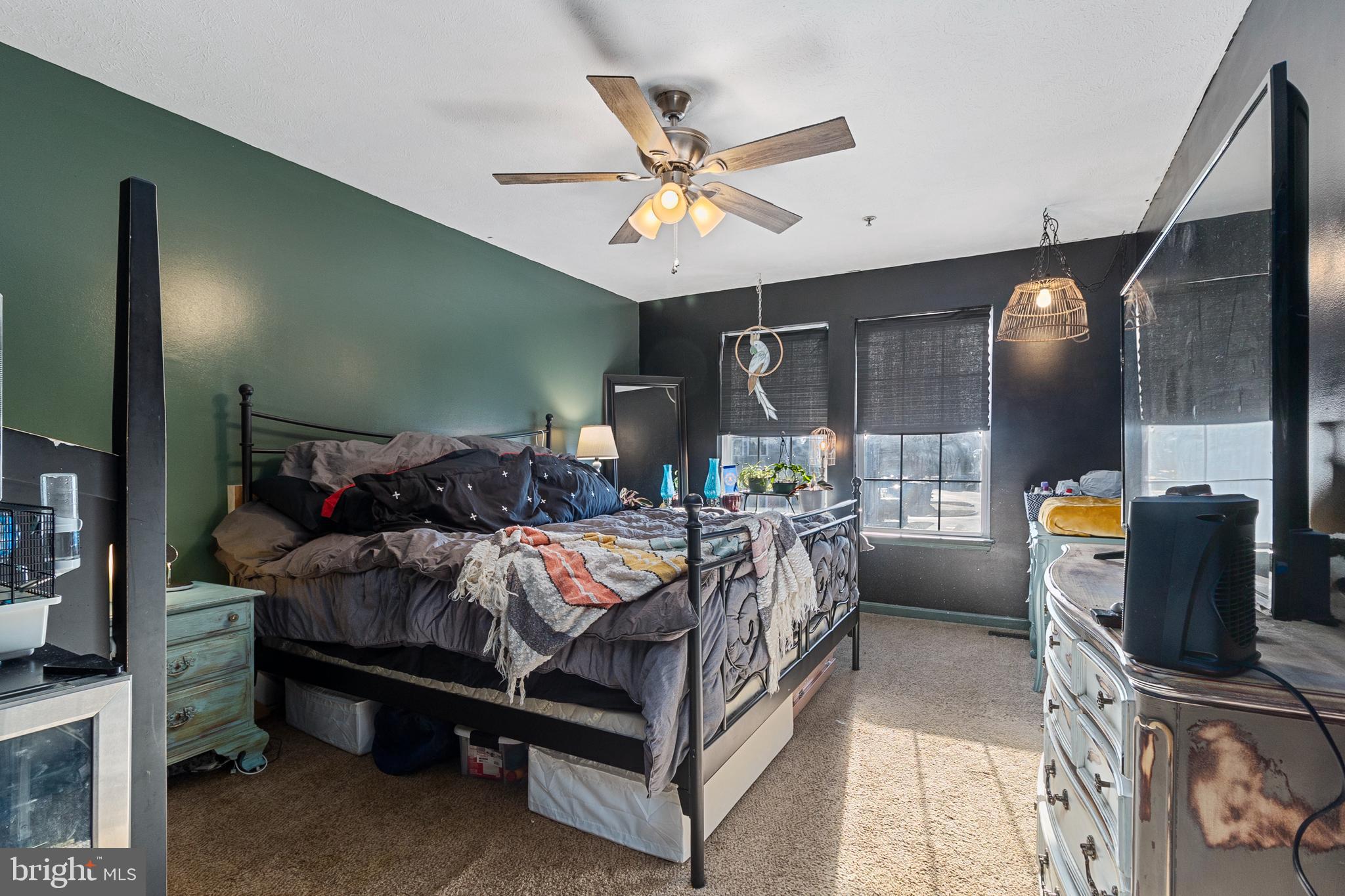 HICKORY HILLS - Residential