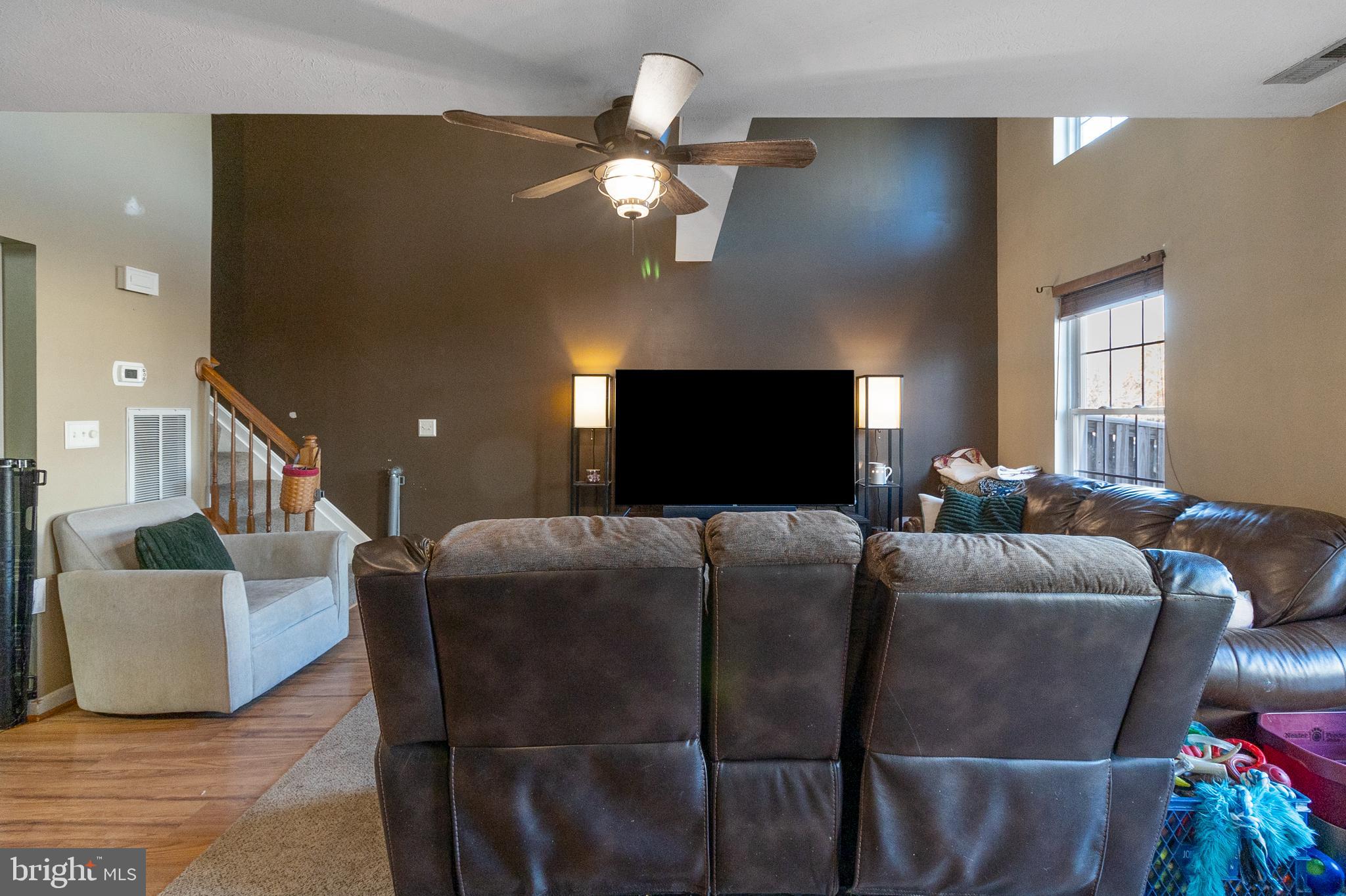 HICKORY HILLS - Residential