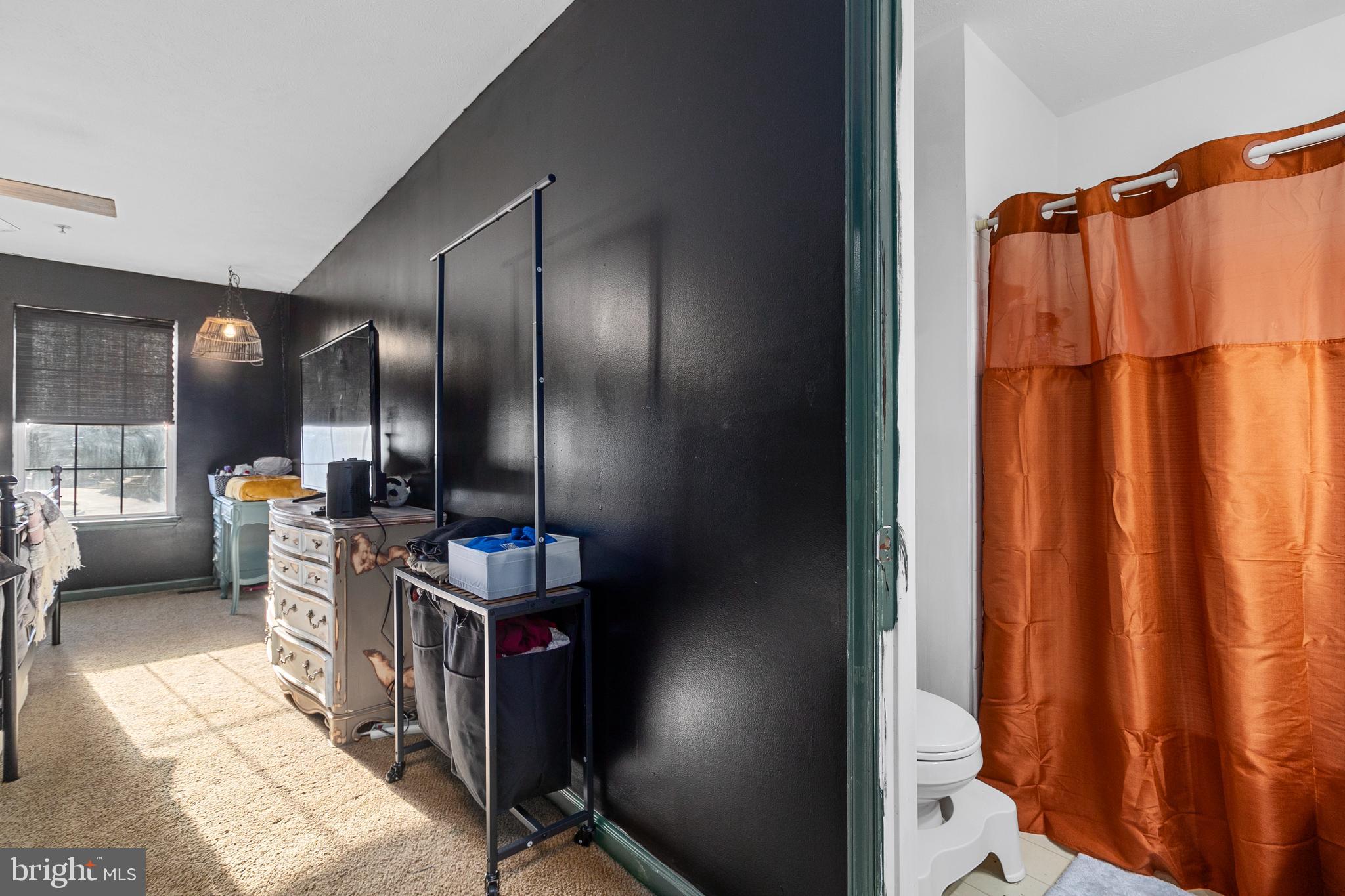 HICKORY HILLS - Residential