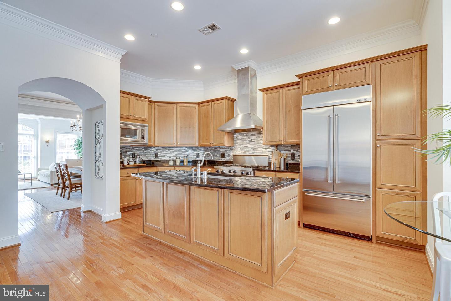 MCLEAN COVE - Residential Lease