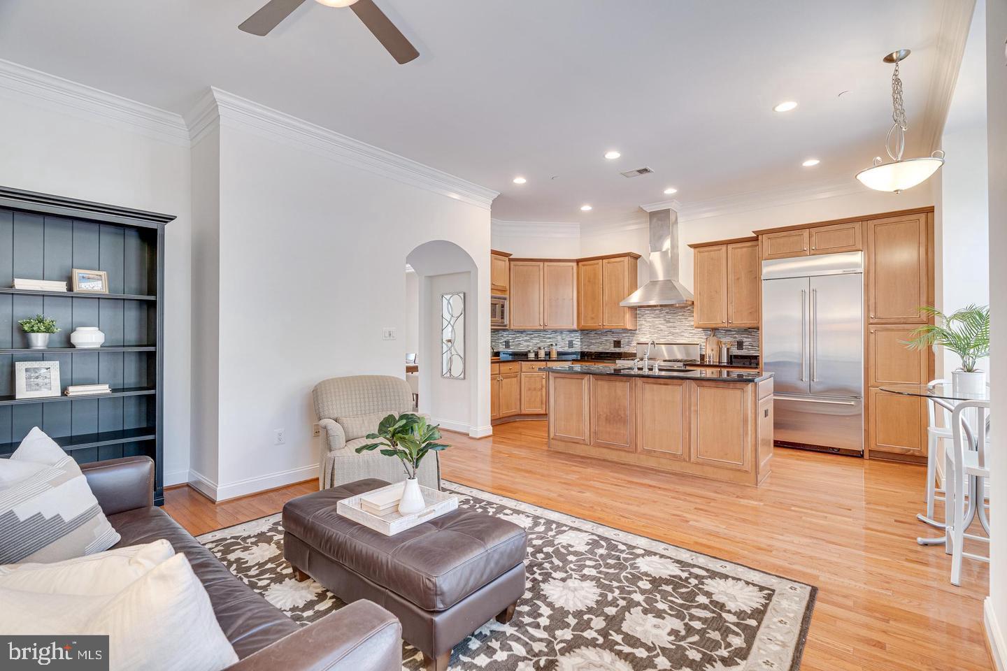 MCLEAN COVE - Residential Lease