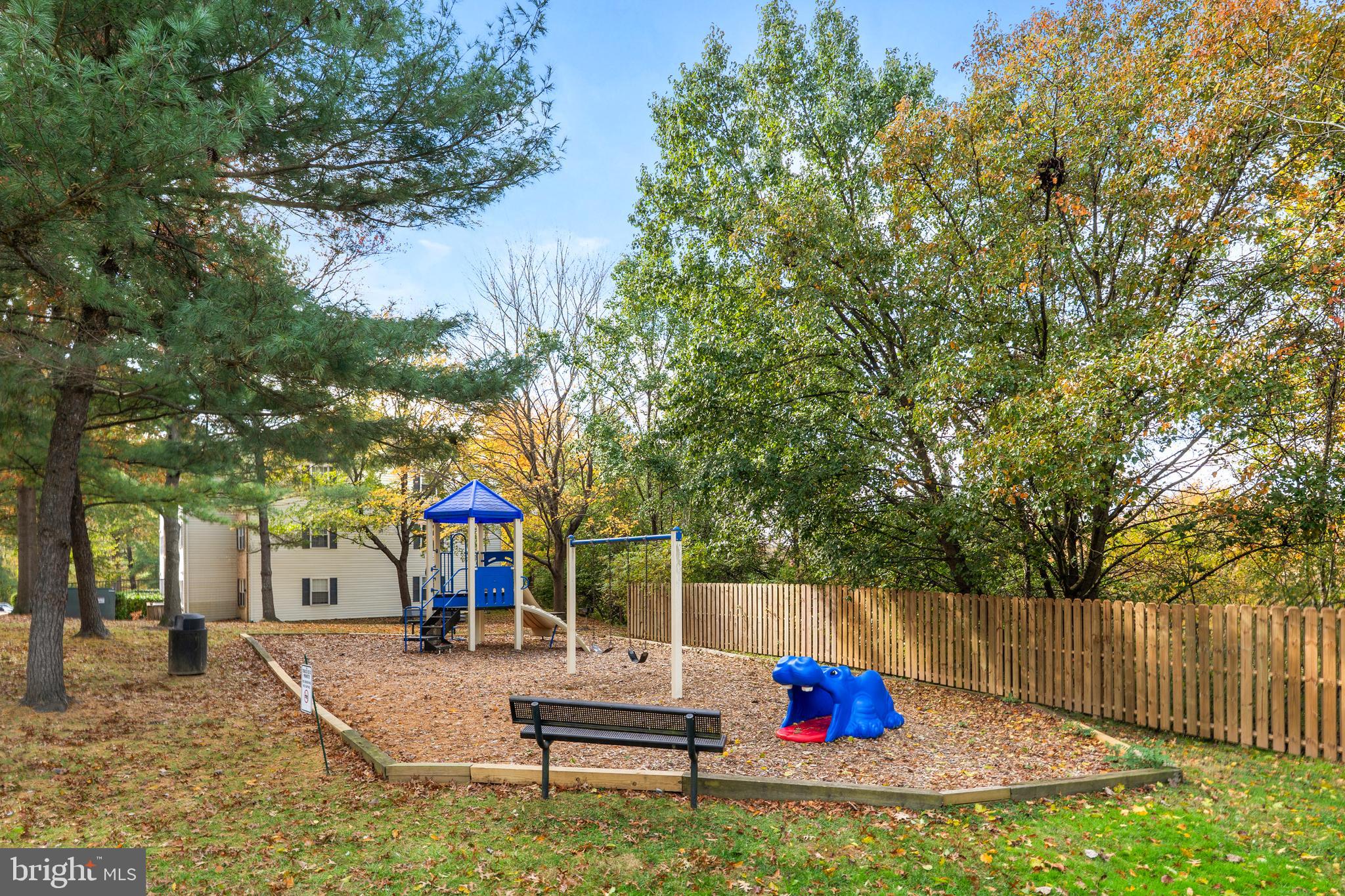 FLOWER HILL - Residential