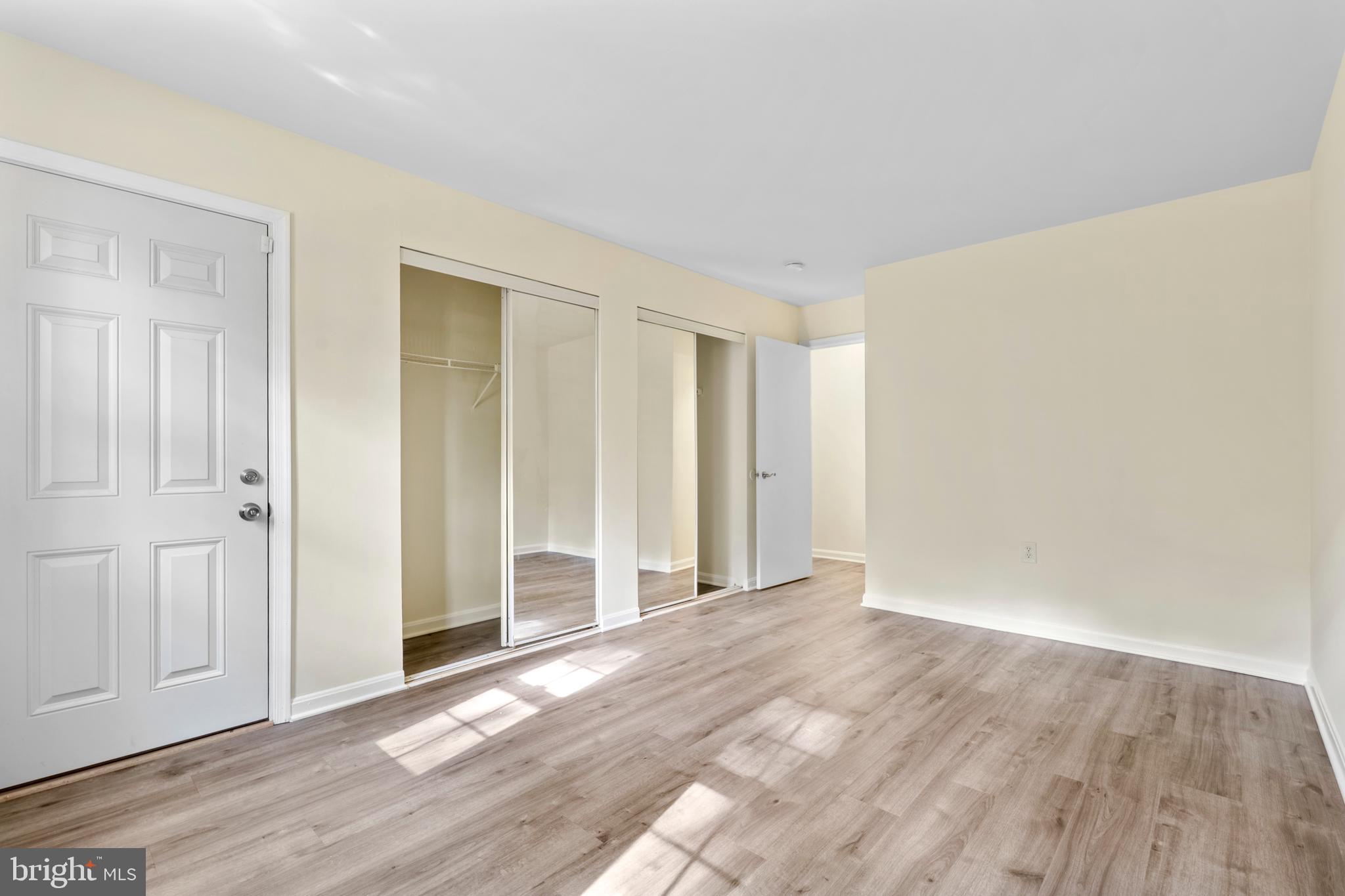 FLOWER HILL - Residential