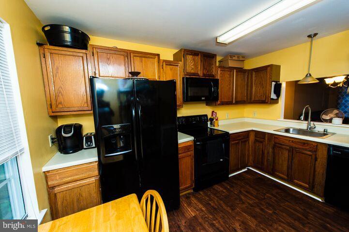 VILLAGES OF SALEM STATION - Residential