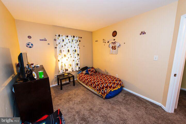 VILLAGES OF SALEM STATION - Residential