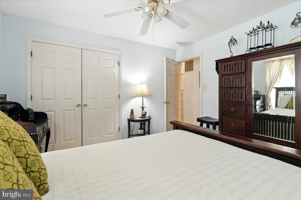 4105 TAUNTON DRIVE