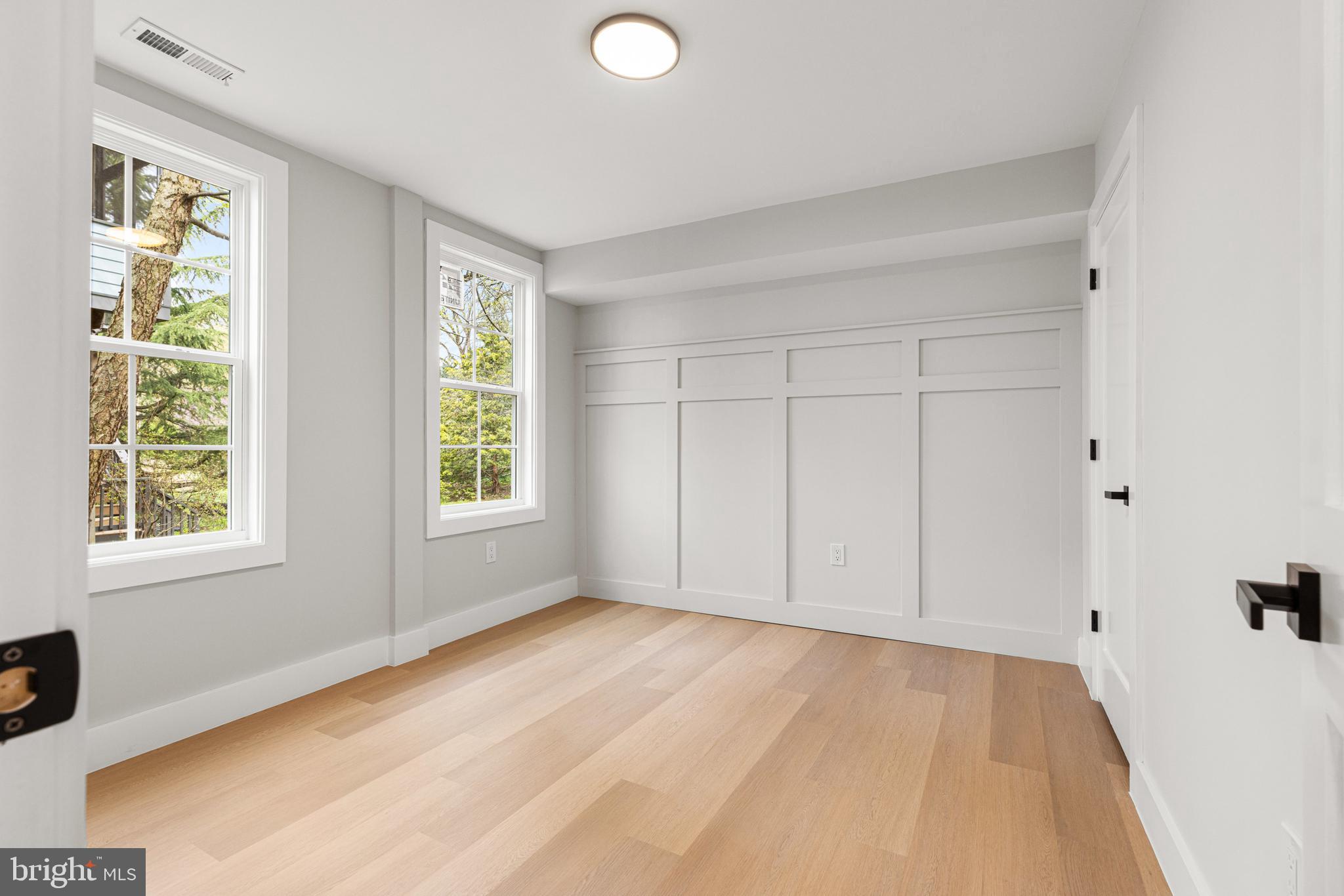 SILVER SPRING - Residential