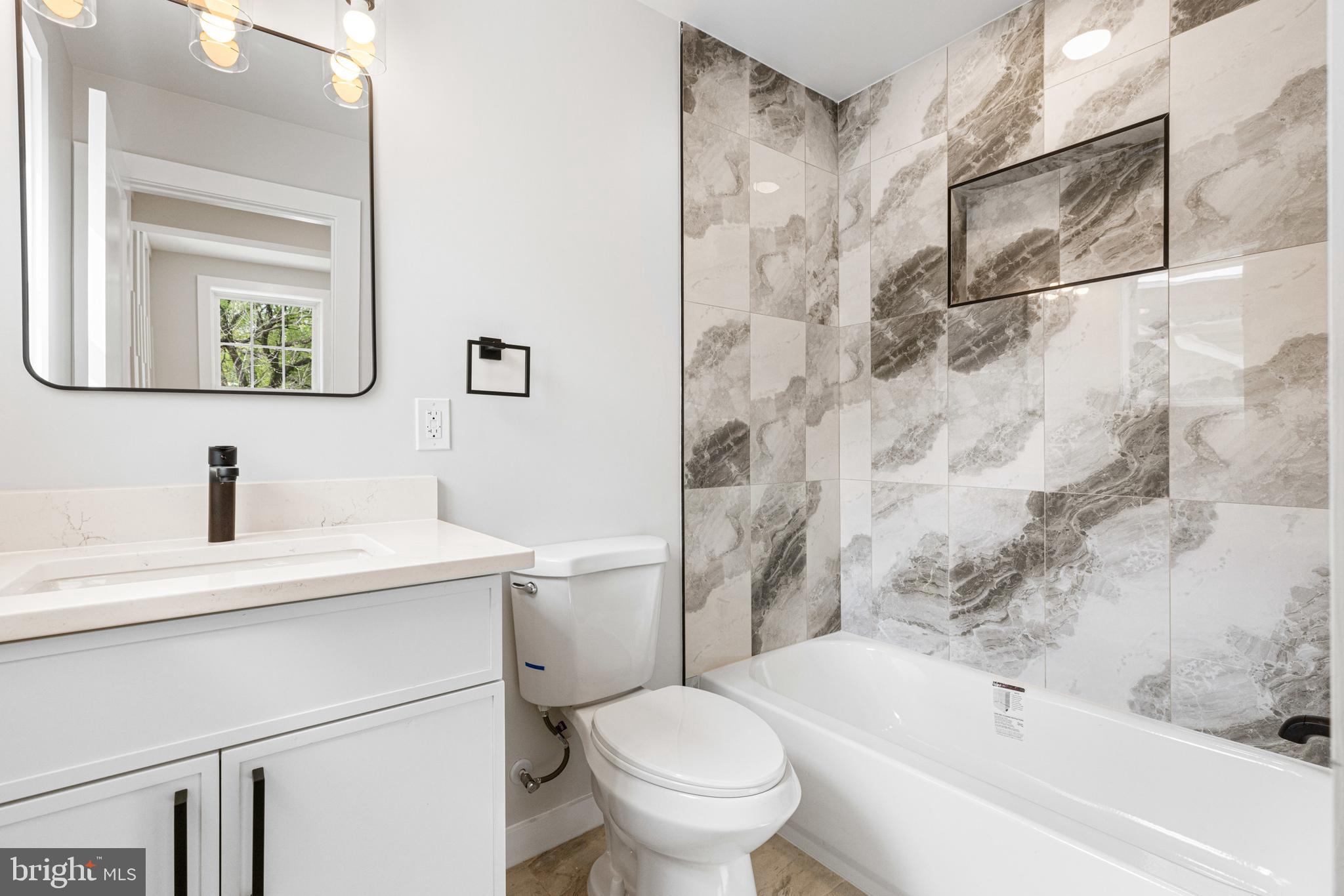 SILVER SPRING - Residential