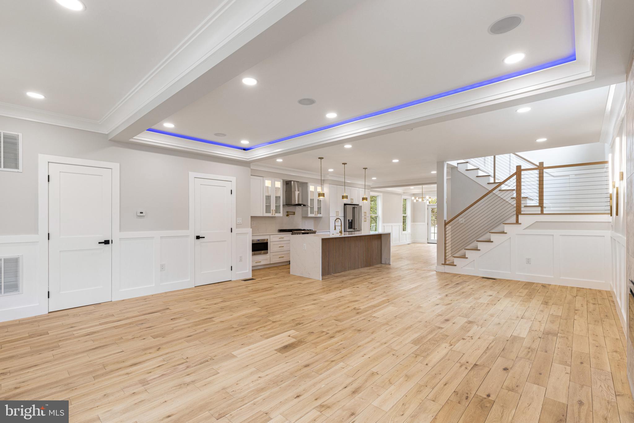 SILVER SPRING - Residential