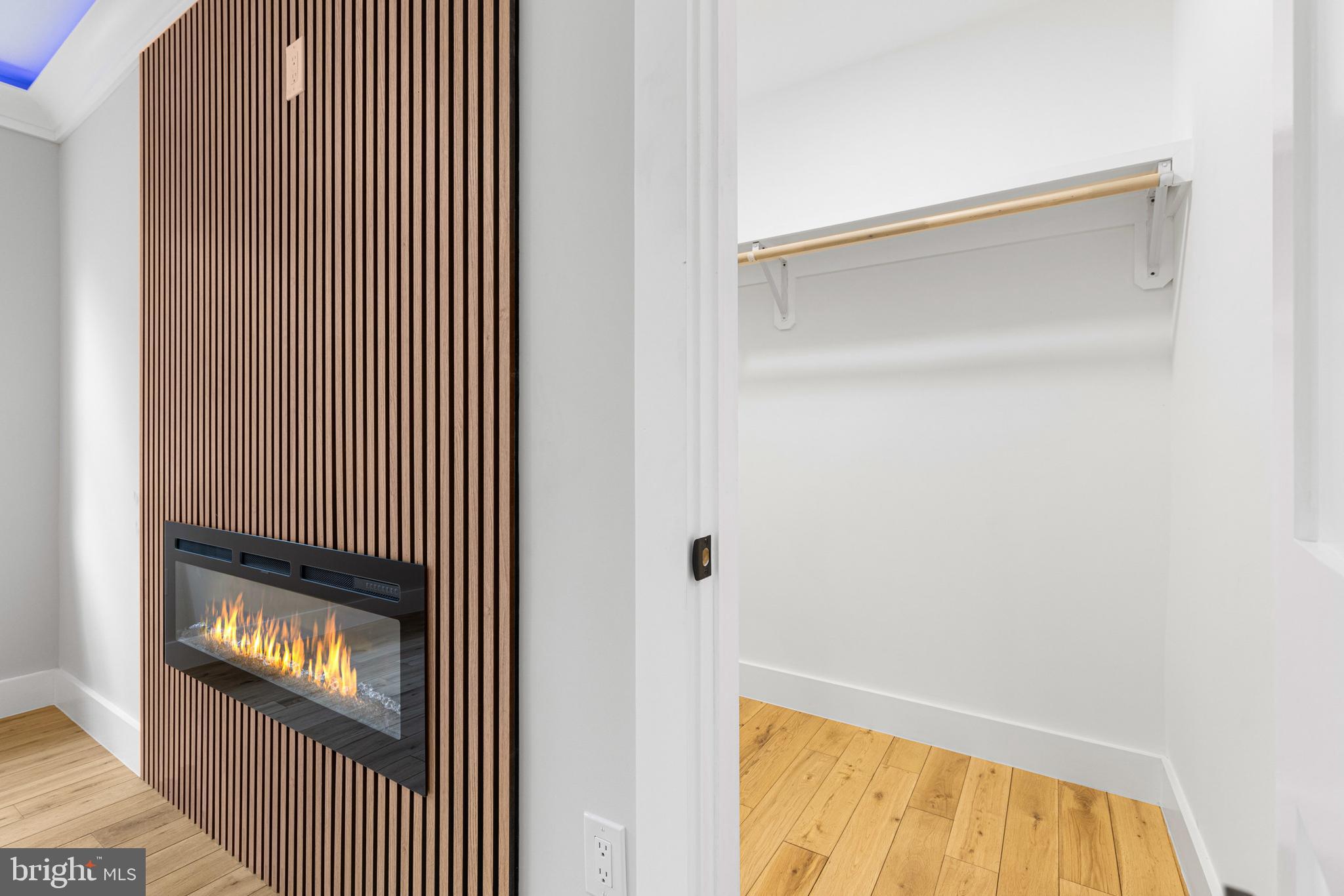 SILVER SPRING - Residential