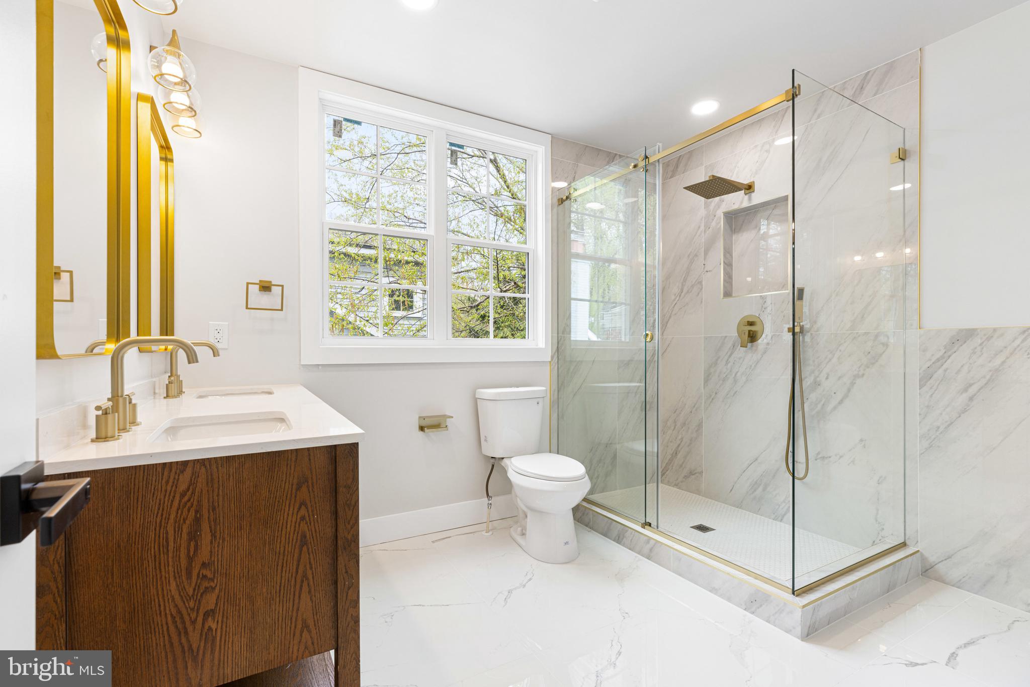 SILVER SPRING - Residential