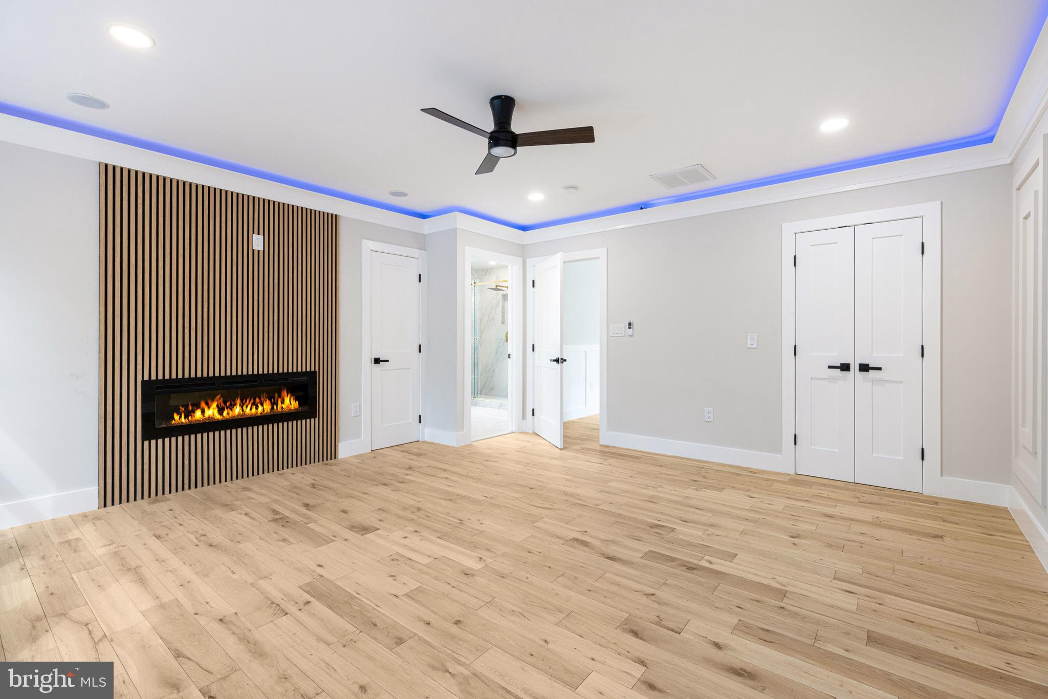 SILVER SPRING - Residential