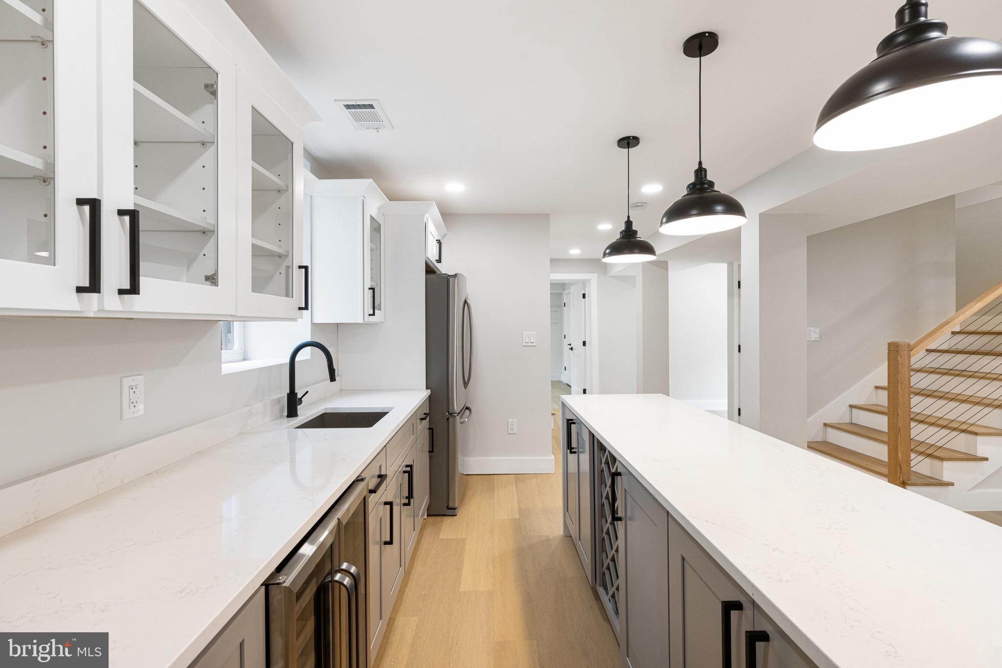 SILVER SPRING - Residential