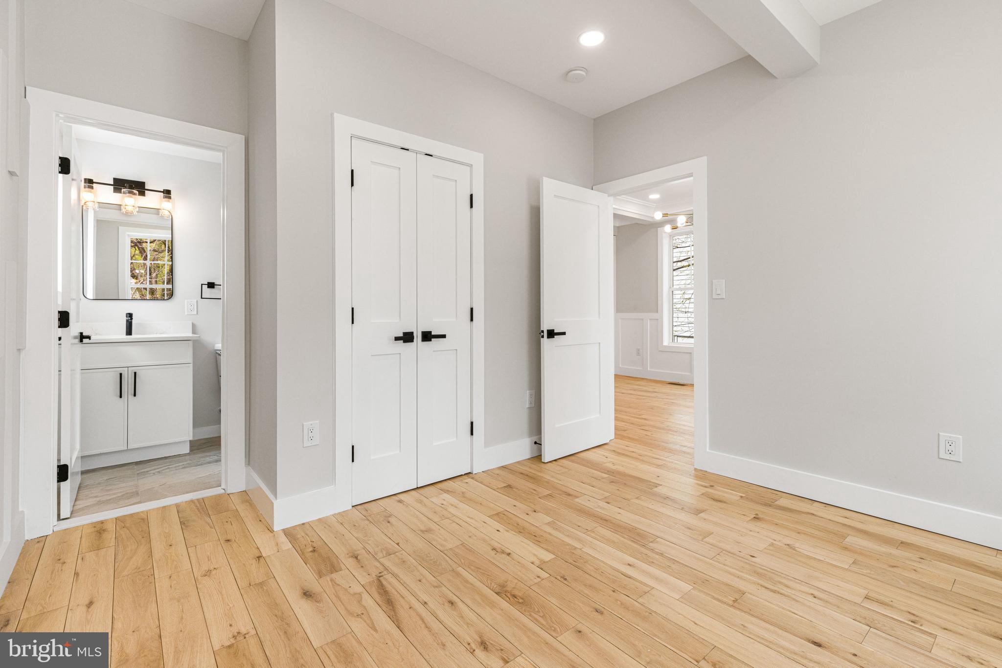 SILVER SPRING - Residential