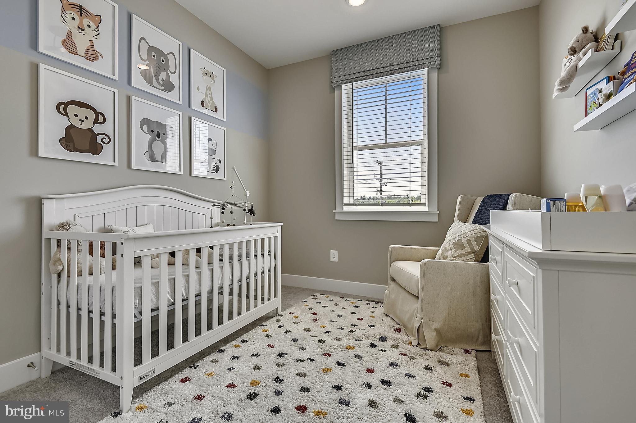 MANNING SQUARE TOWNS - Residential