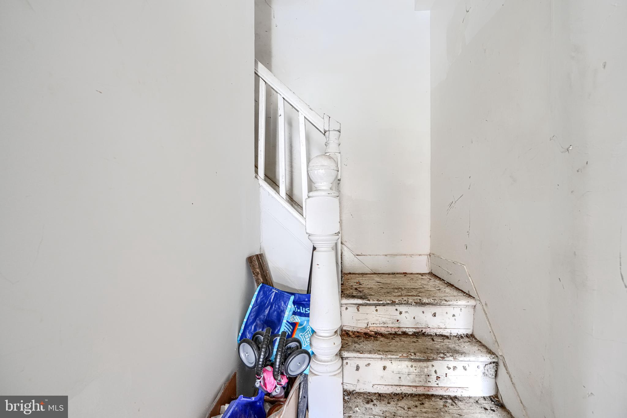 JOHNSTON SQUARE - Residential