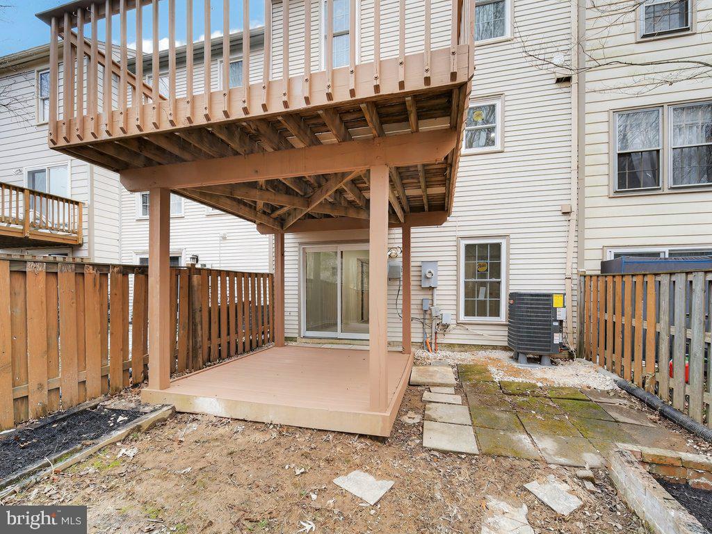 COLONY PARK - Residential