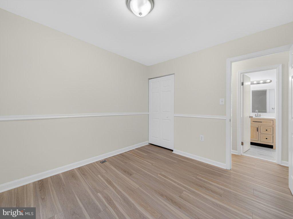 COLONY PARK - Residential