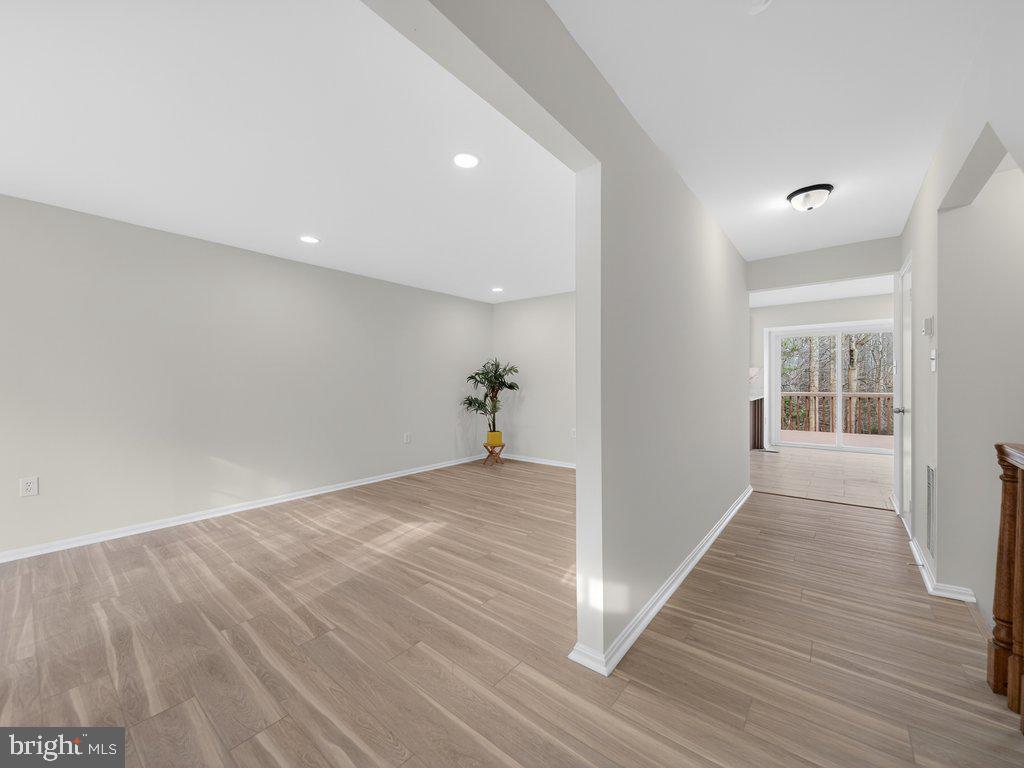 COLONY PARK - Residential