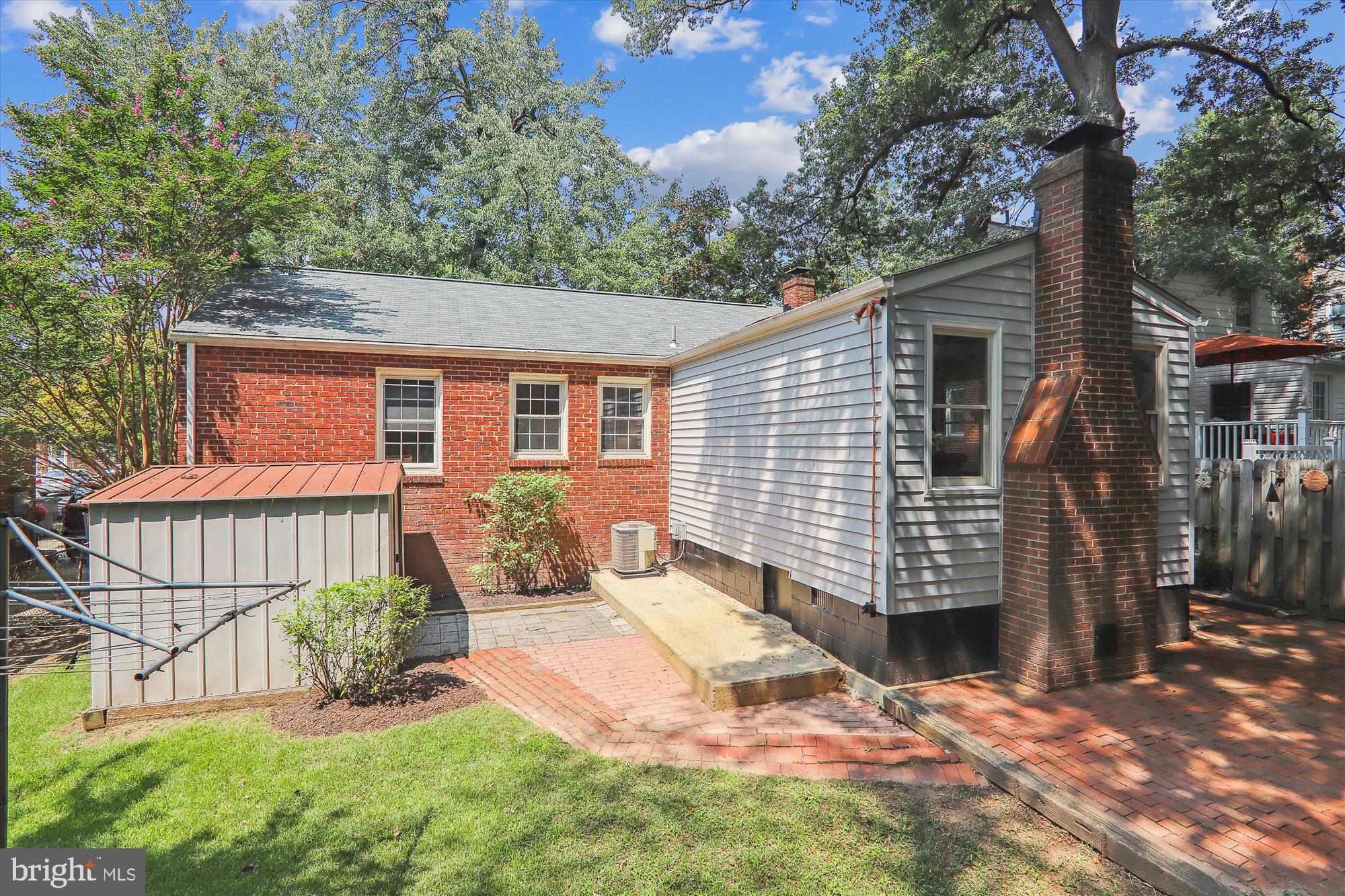 HOLLYWOOD - Residential