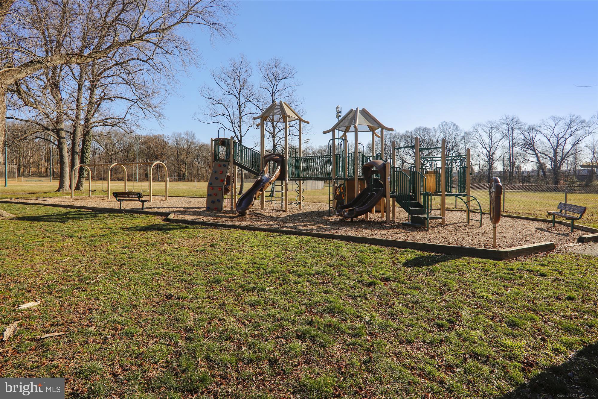 HOLLYWOOD - Residential