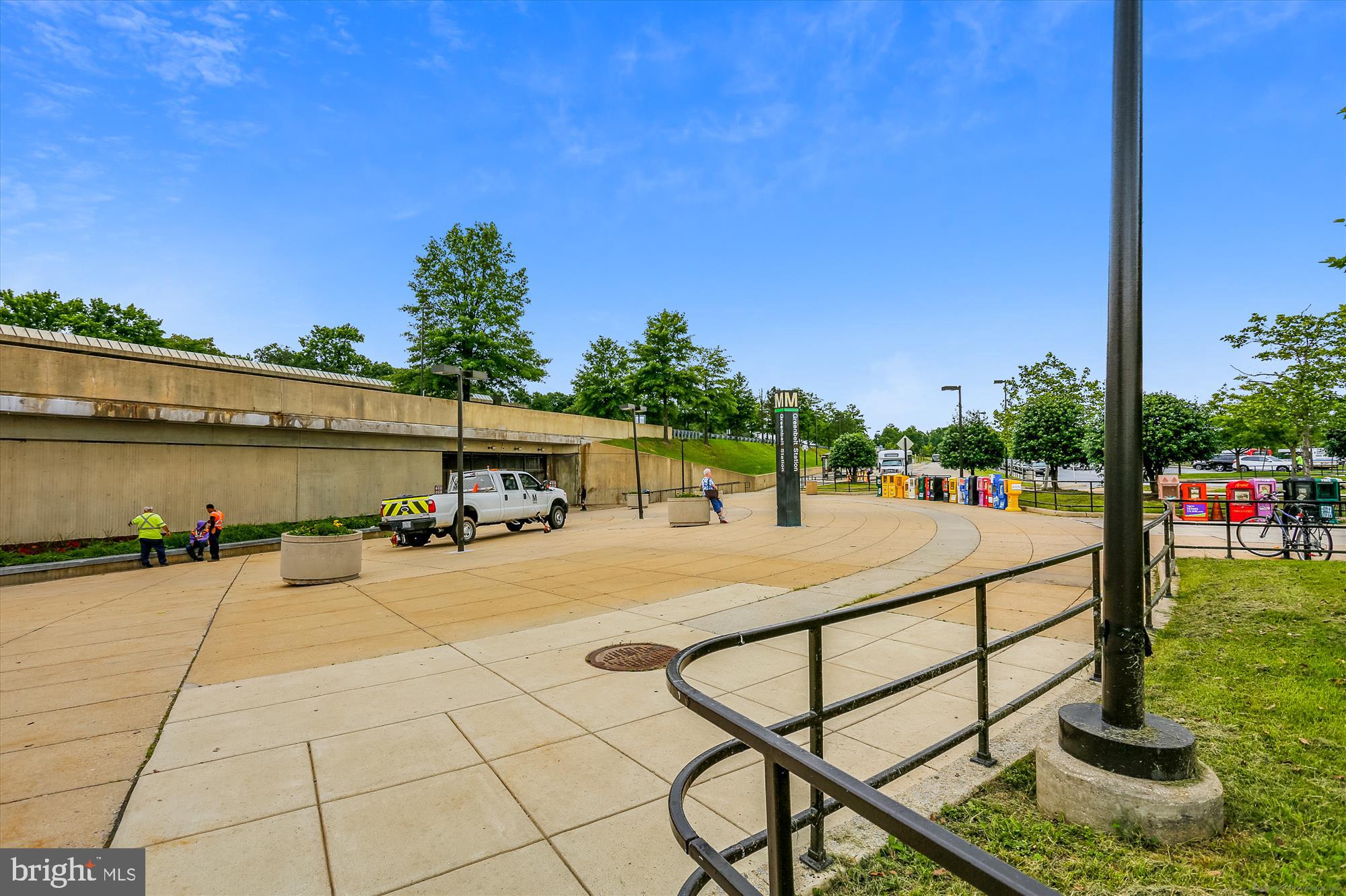 HOLLYWOOD - Residential