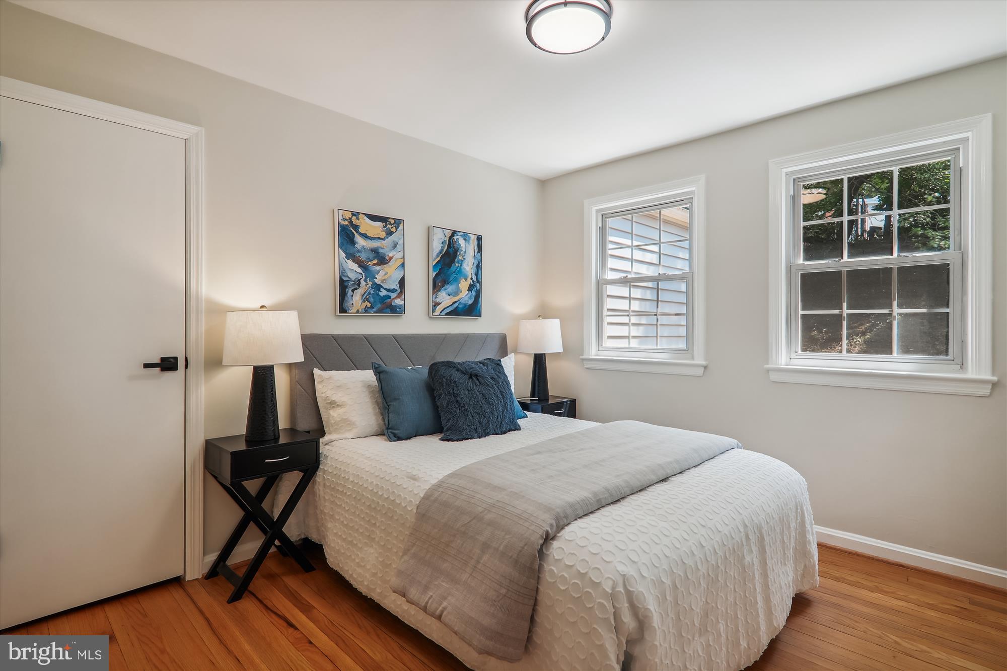 HOLLYWOOD - Residential