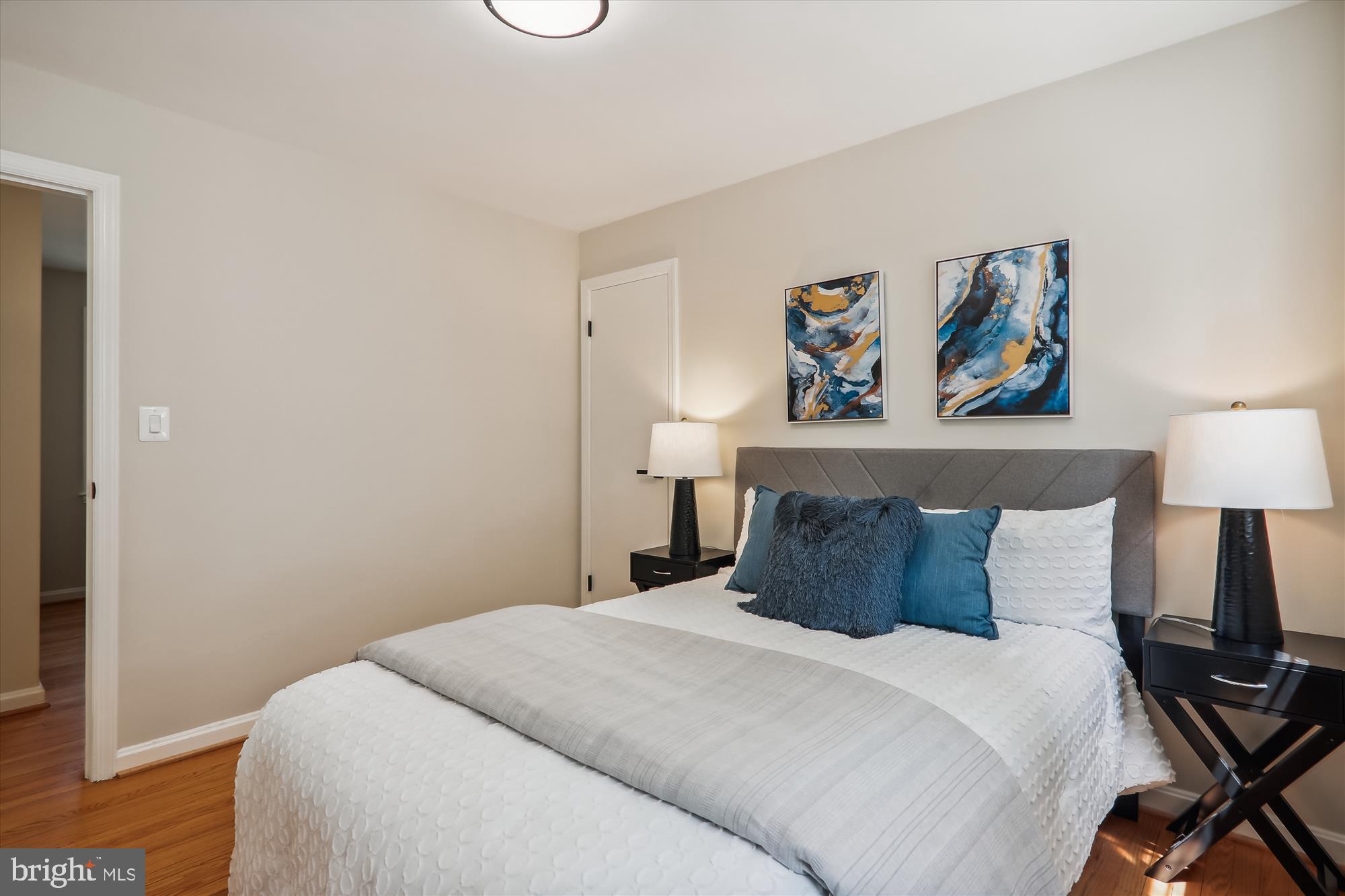 HOLLYWOOD - Residential