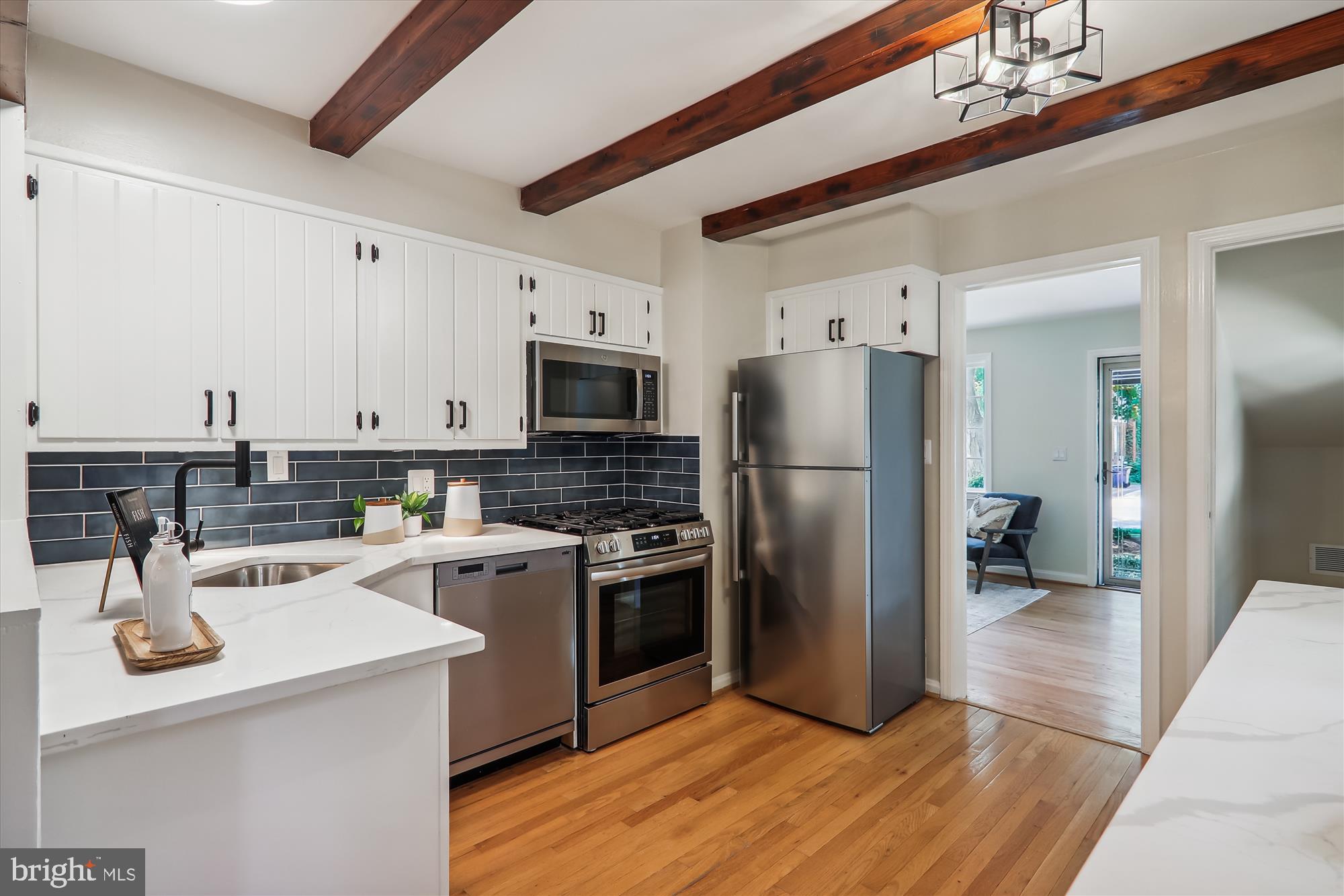 HOLLYWOOD - Residential