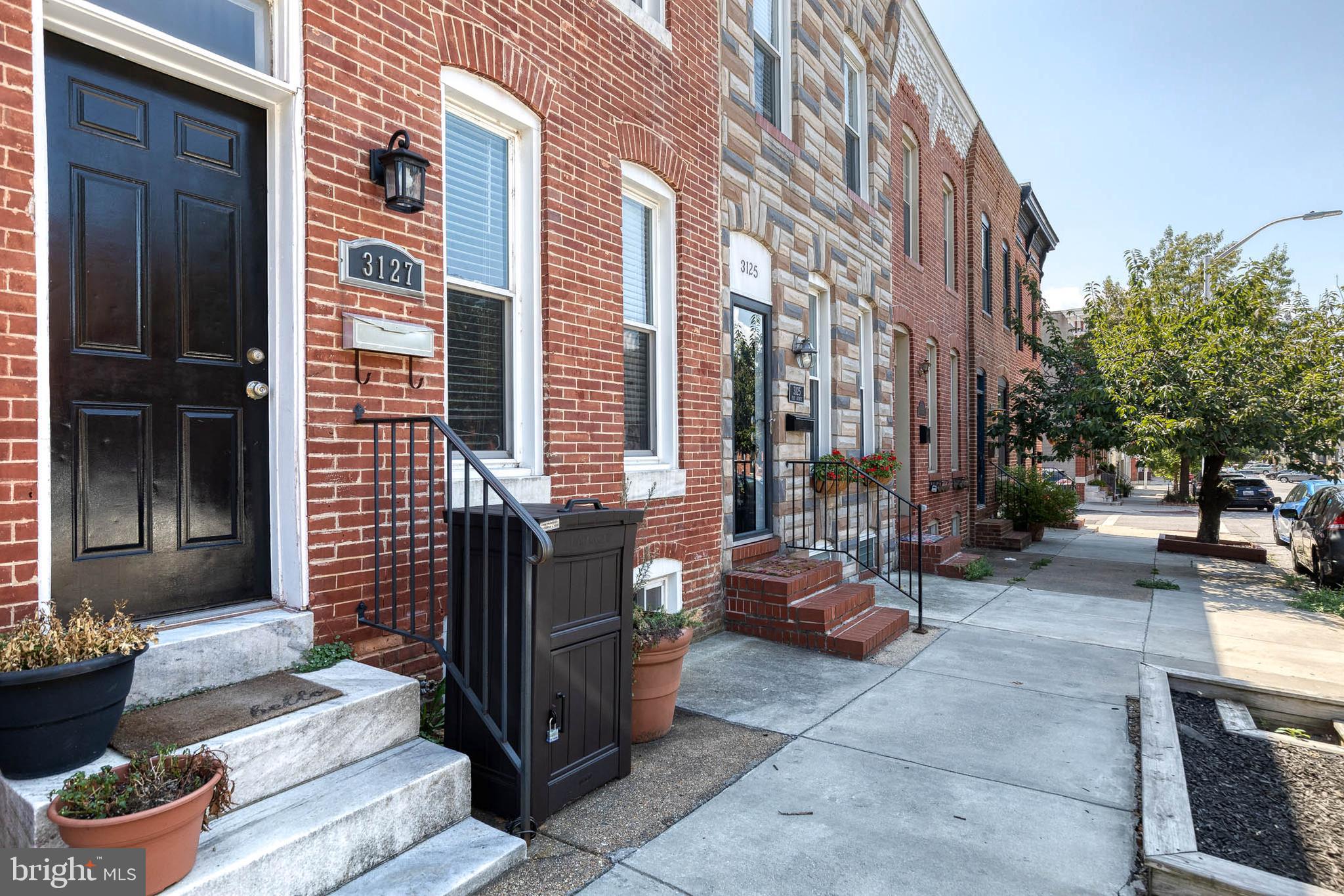 3127 FAIT AVENUE