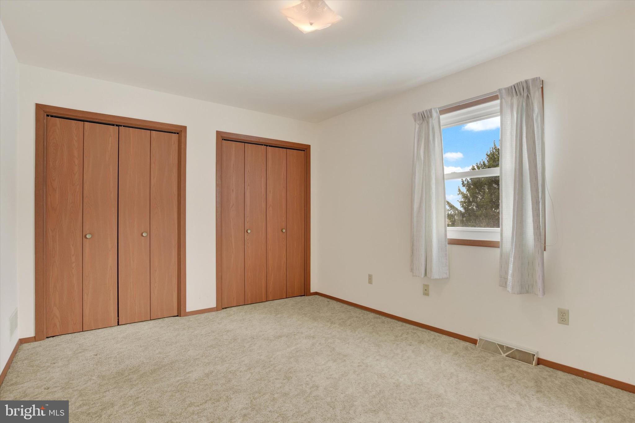 CHESTNUT RIDGE - Residential