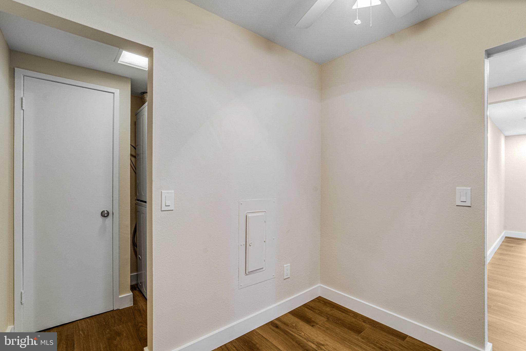 ALEXANDRIA KNOLLS - Residential