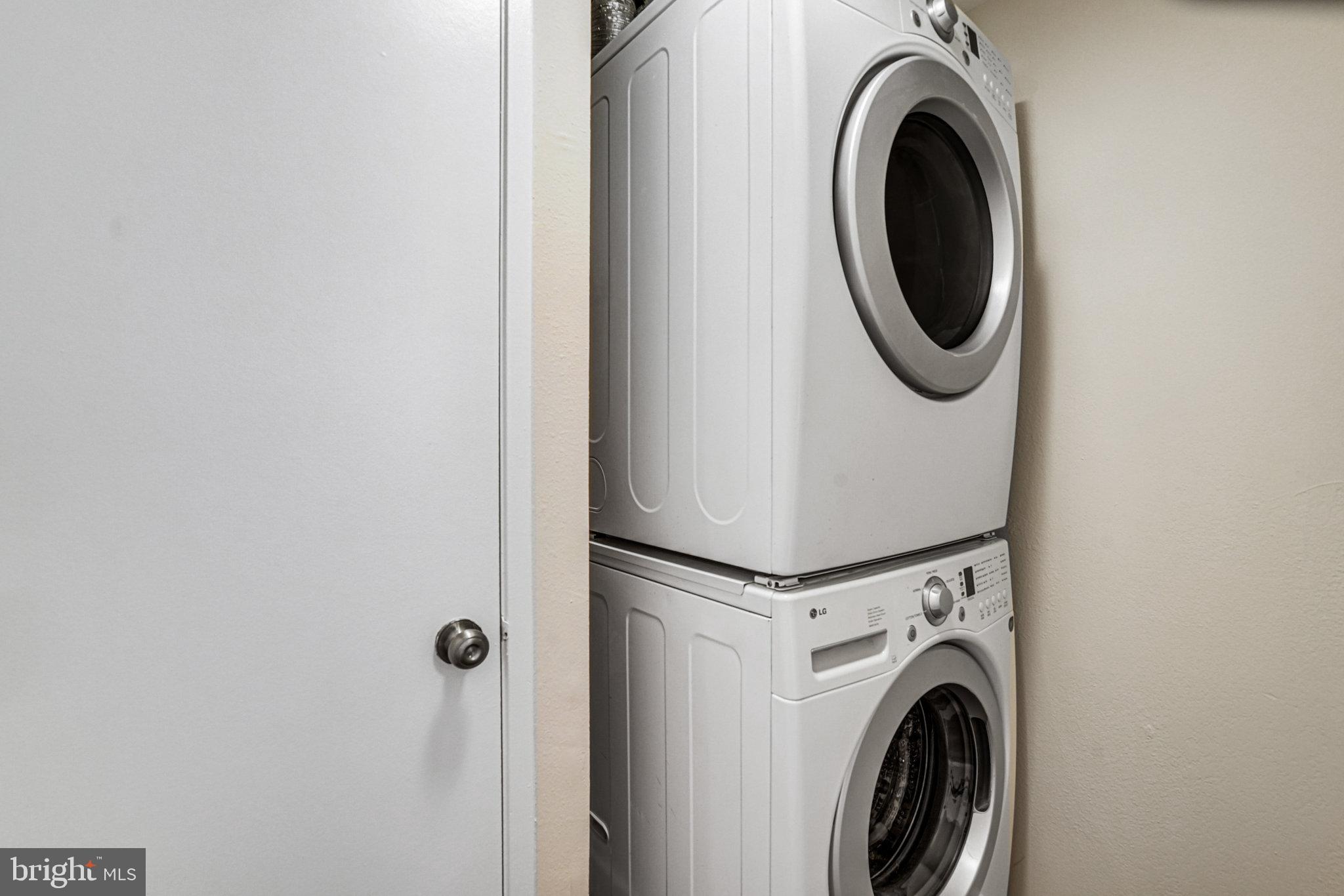 ALEXANDRIA KNOLLS - Residential