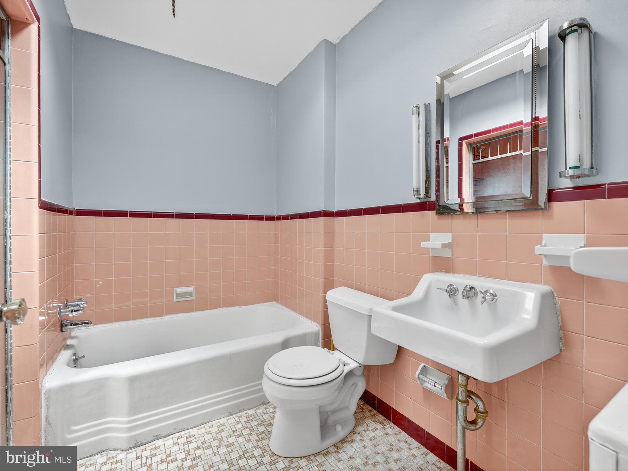 MAYFAIR - Residential