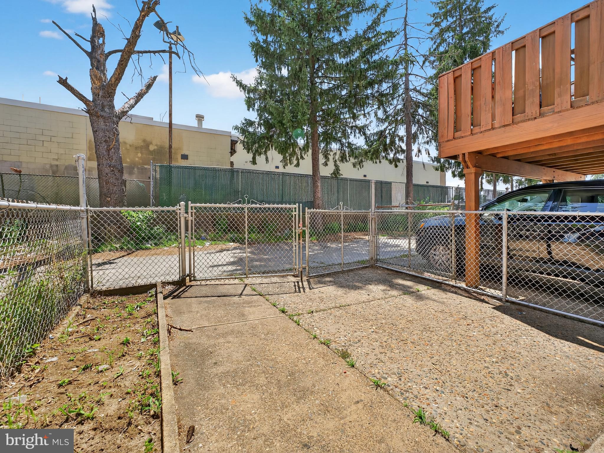 MAYFAIR - Residential