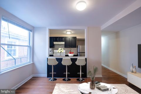 Condo For Rent - 1736 Pine Street #3R<br/> PHILADELPHIA, PA 19103