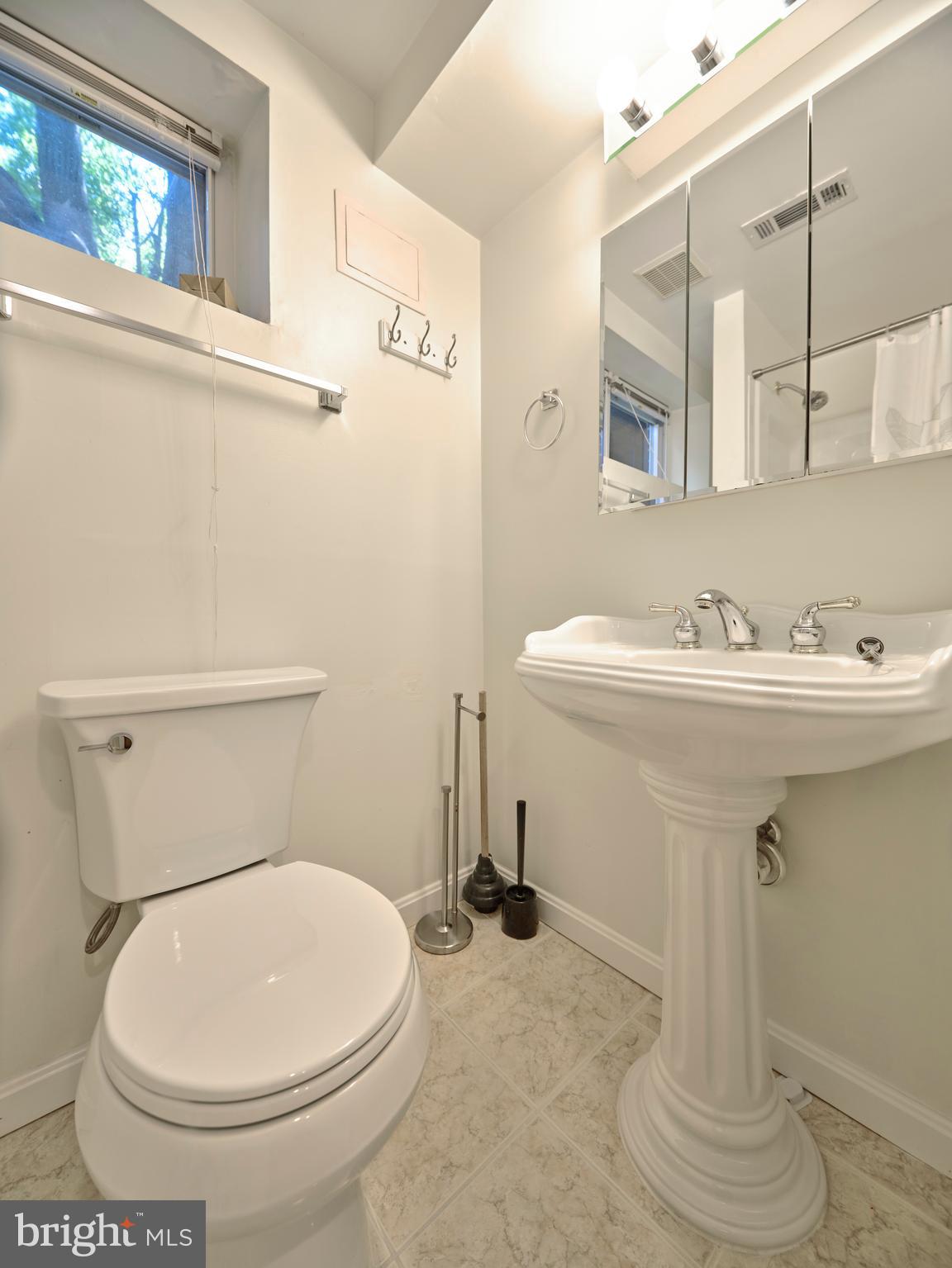 WESTOVER - Residential Lease