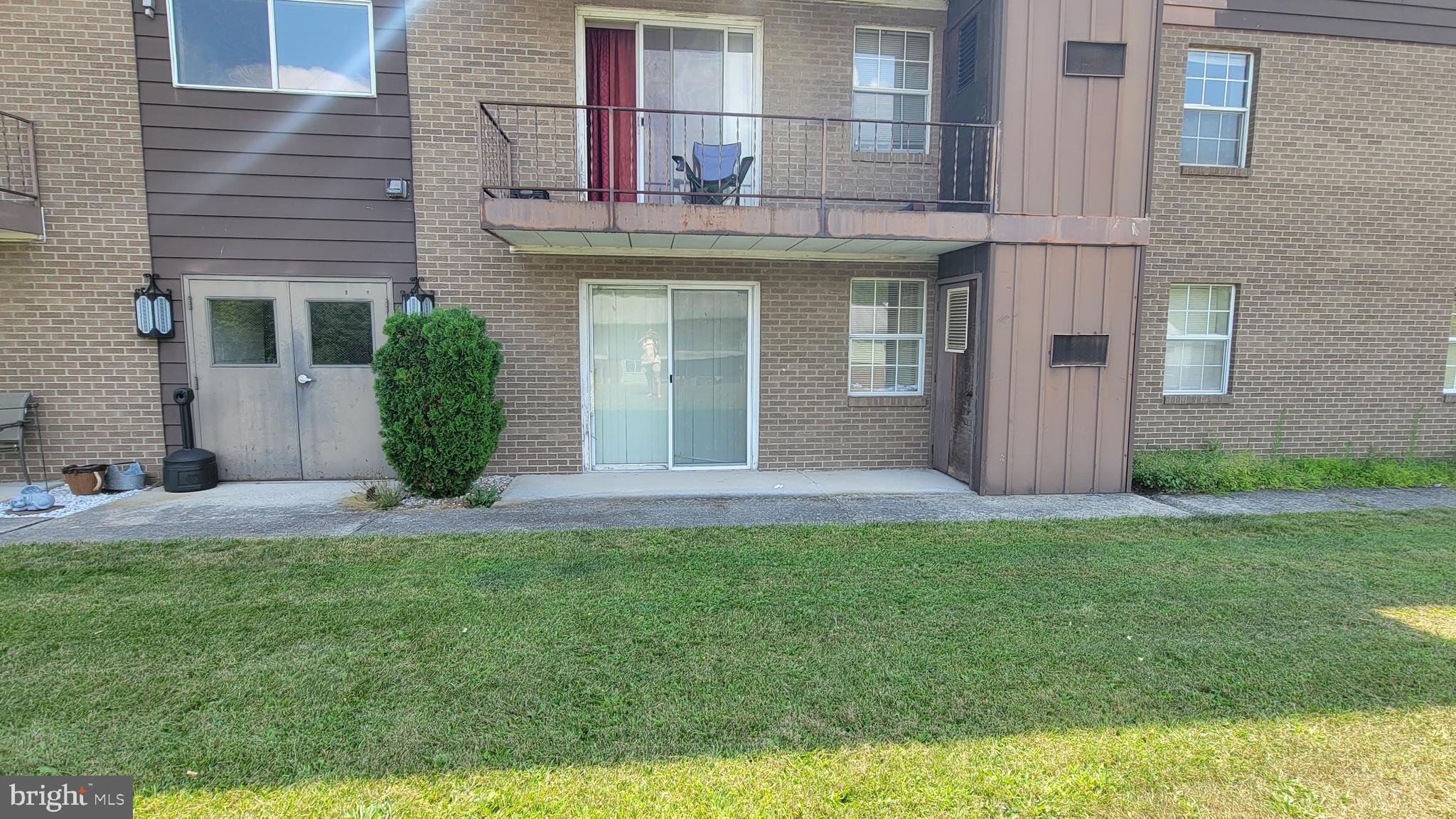 CRESAP KNOLL APARTMENTS - Residential