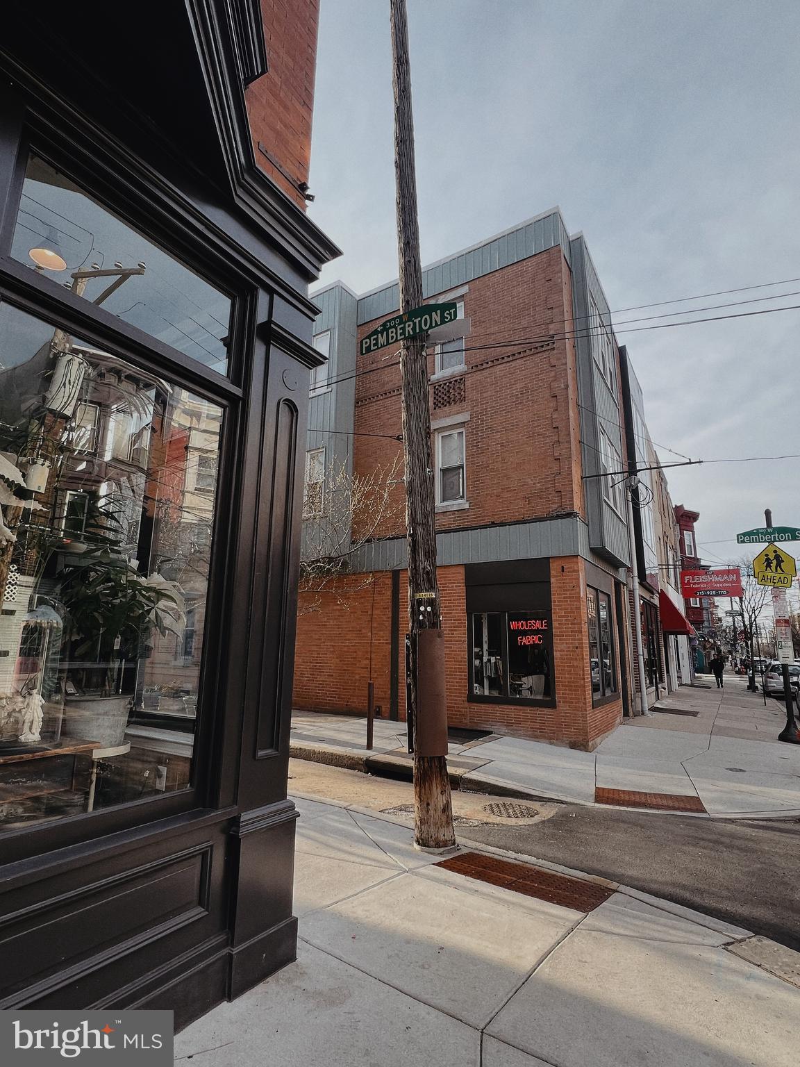 QUEEN VILLAGE - Residential Lease