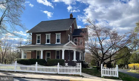 260 Locust Street, Coopersburg, PA MLS: PALH2011642