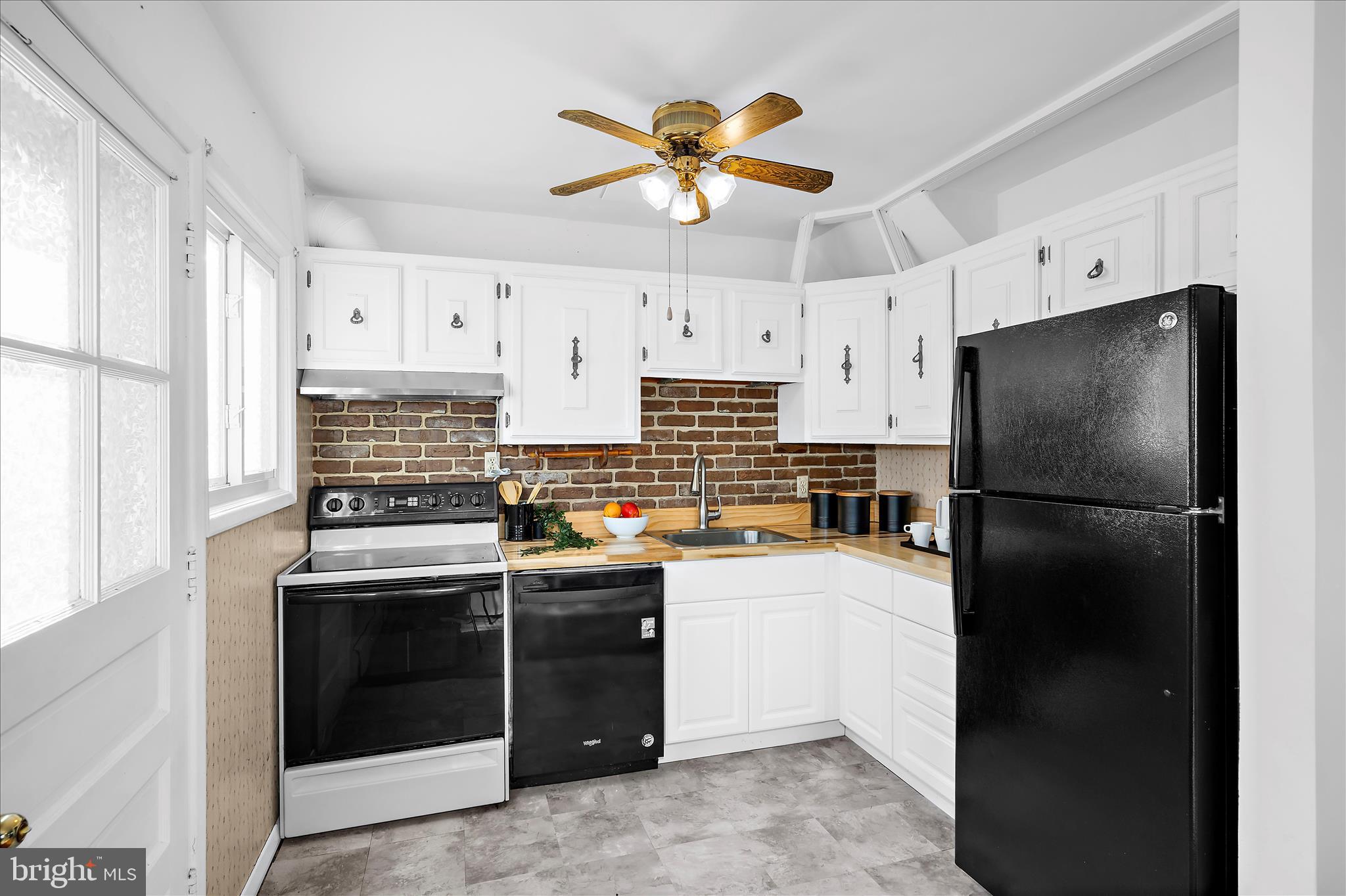 ARBUTUS - Residential