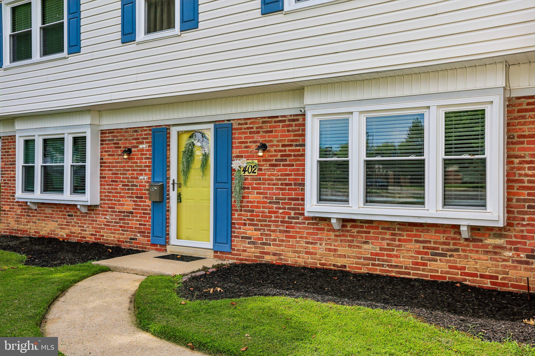 402 RIPPLEWOOD ROAD