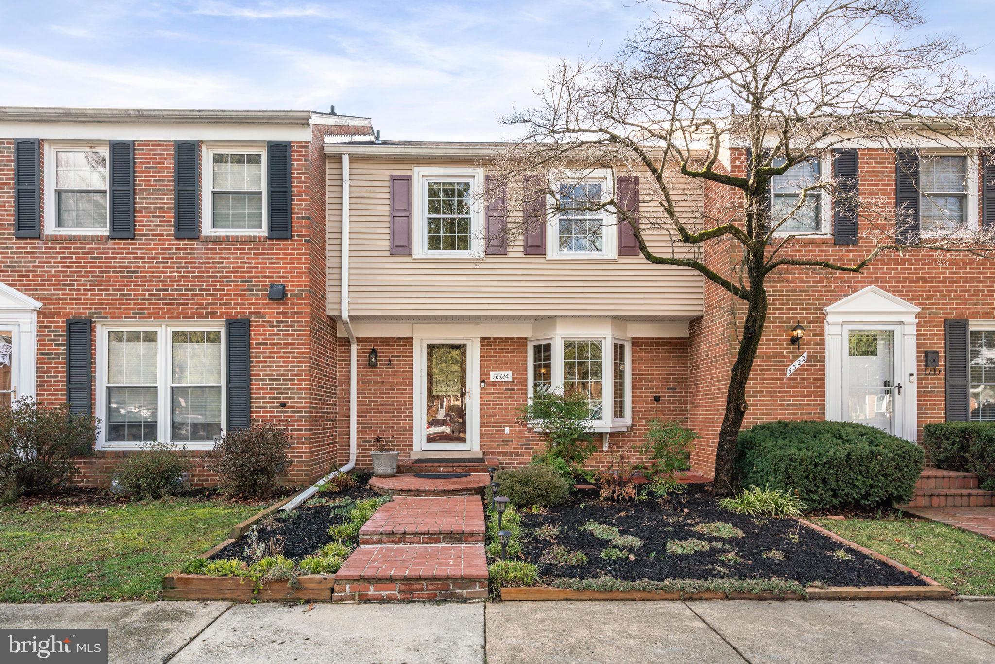 LAKE BRADDOCK - Residential