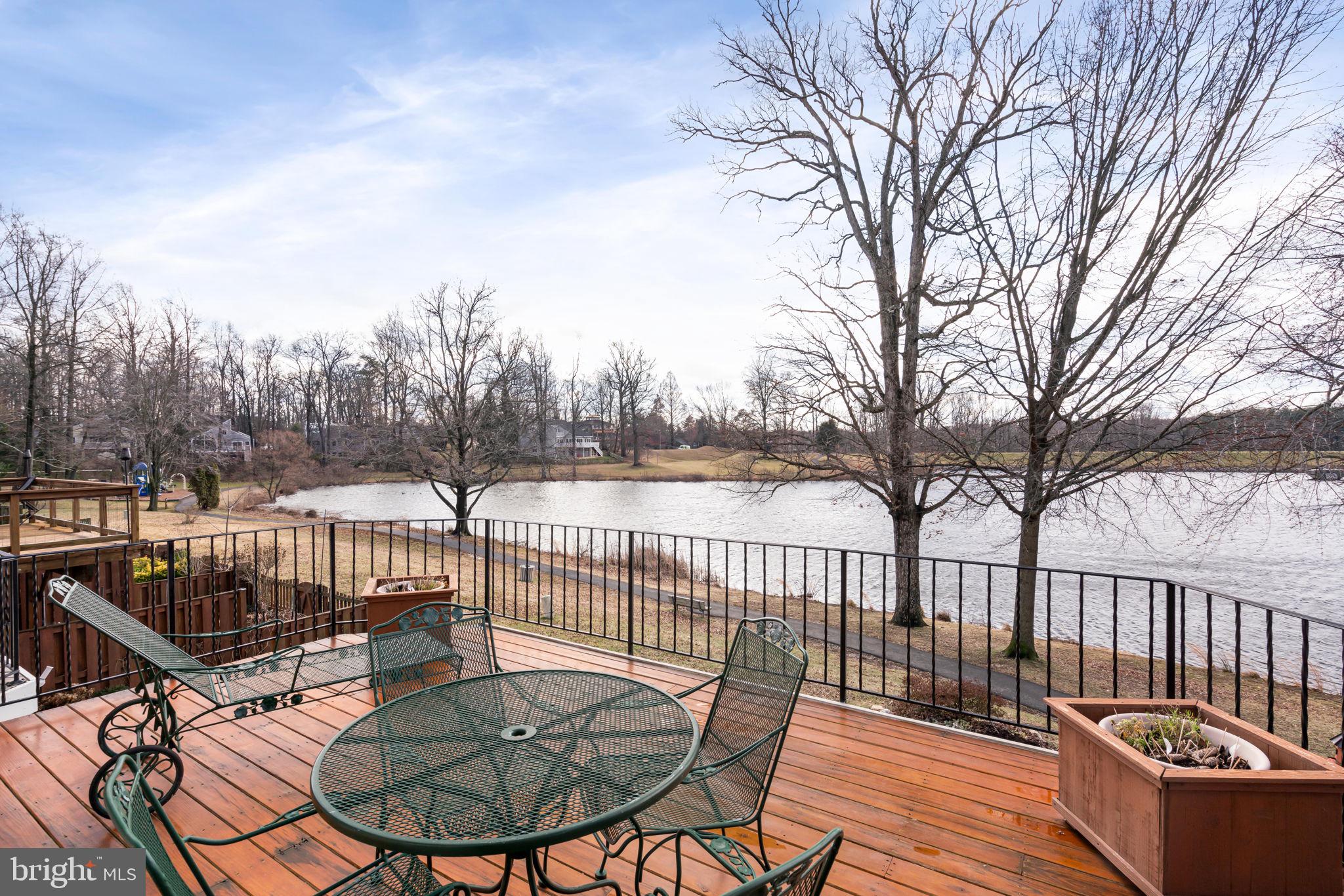 LAKE BRADDOCK - Residential