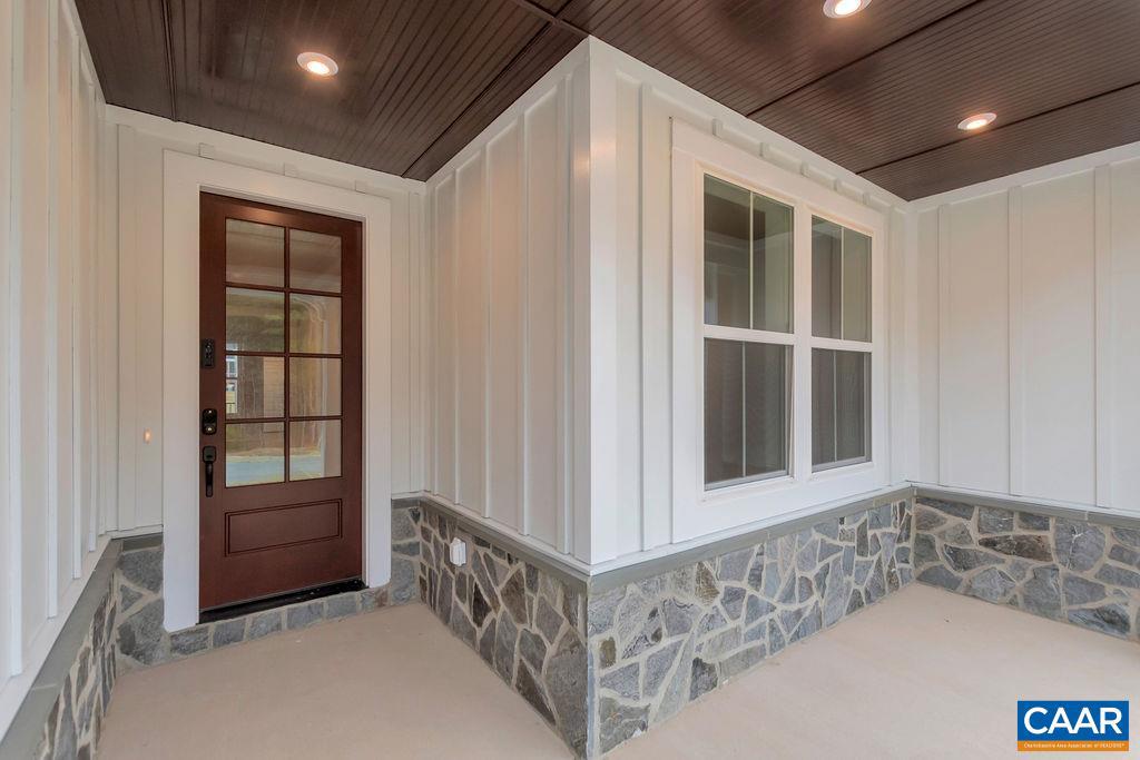 SPRING CREEK - Residential