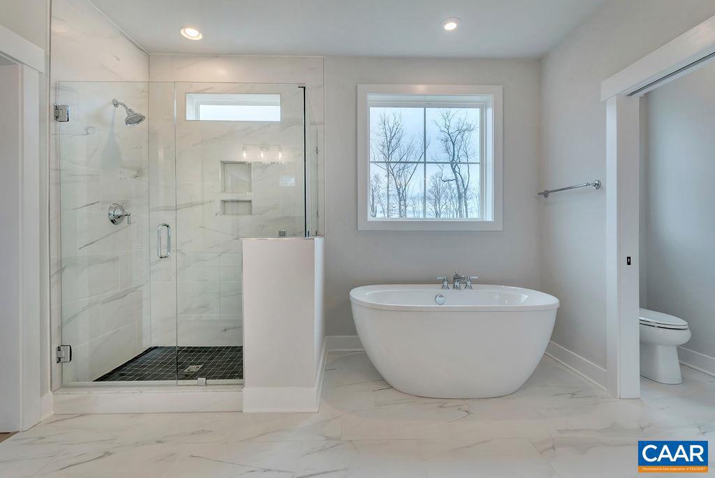 SPRING CREEK - Residential