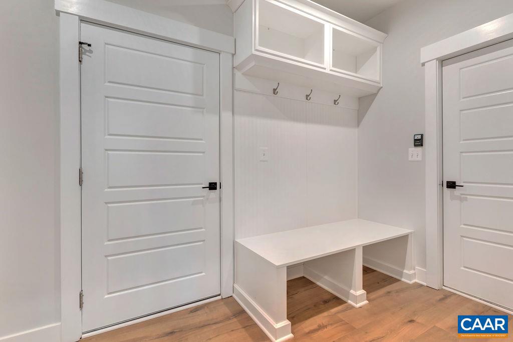 SPRING CREEK - Residential