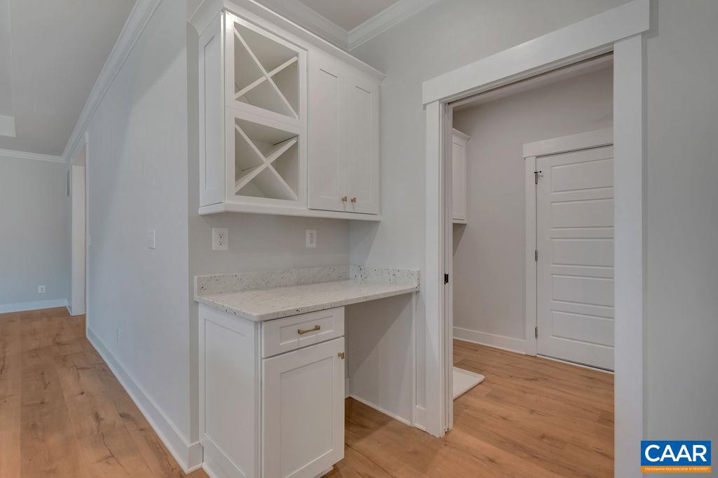 SPRING CREEK - Residential