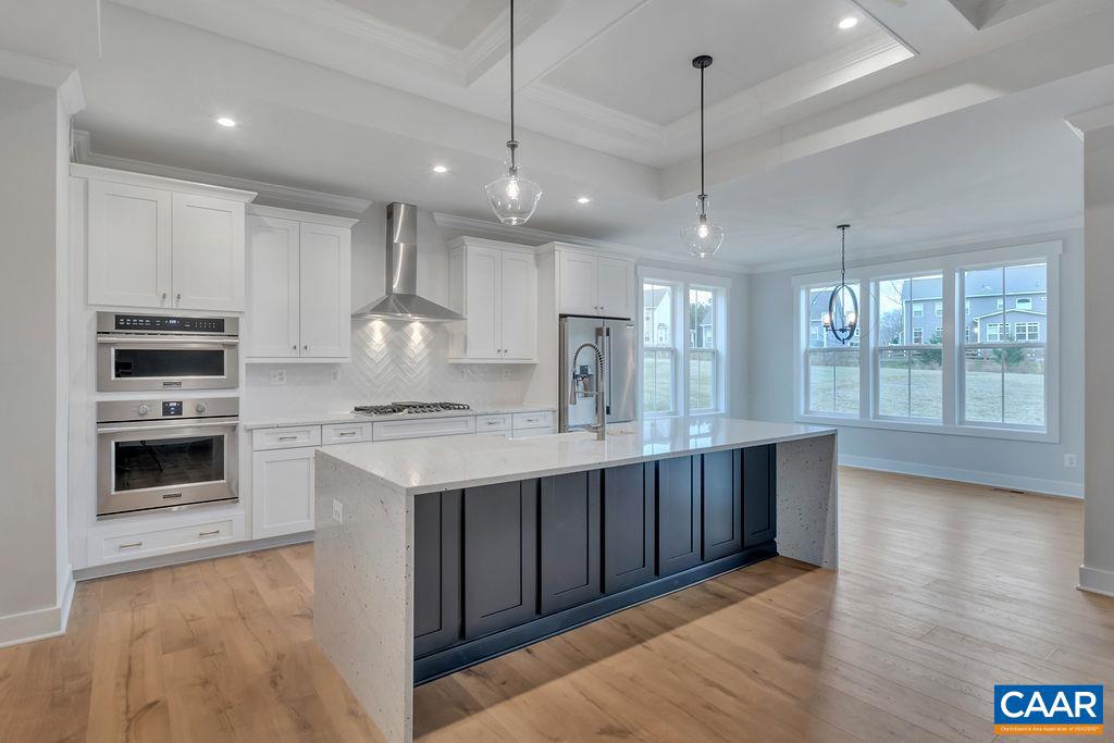 SPRING CREEK - Residential