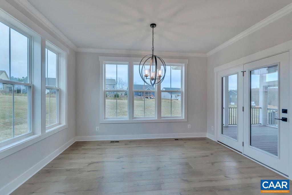 SPRING CREEK - Residential